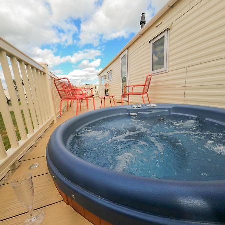 Tattershall Lakes - Hot Tub Breaks Exteriér fotografie